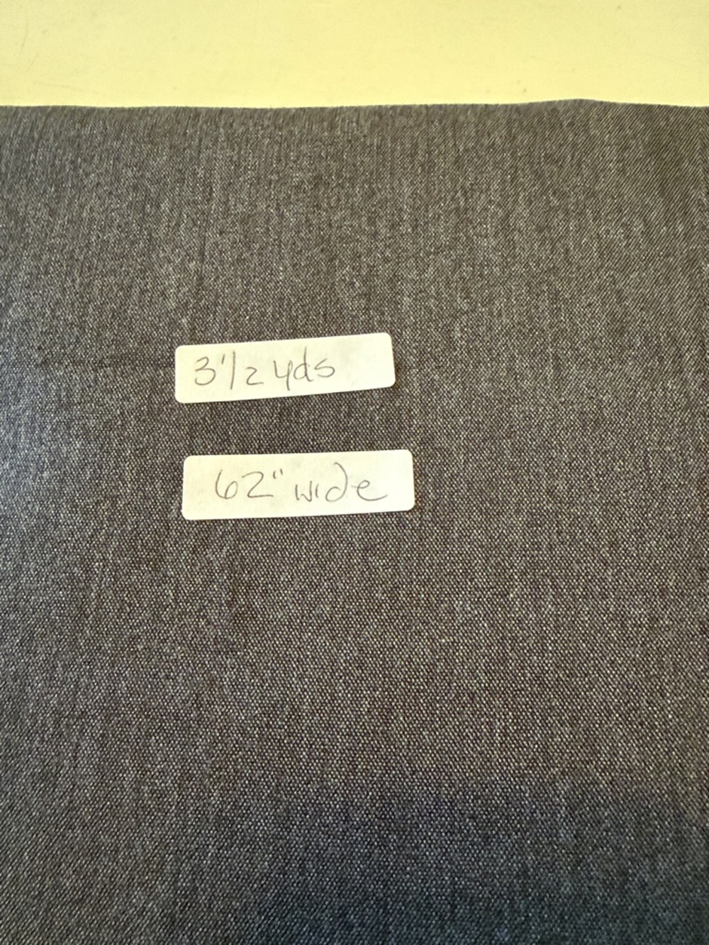 Grey fabric yardage - Picture 3 of 4